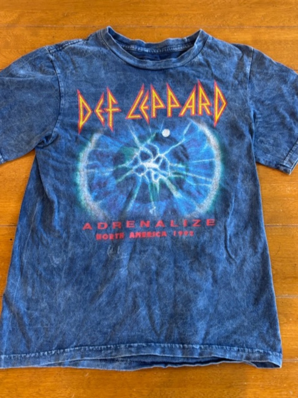 Kids Live Nation Def Leppard Adrenaline Tour Short Sleeve T-Shirt 2017 Size M
